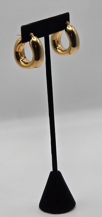 Square Peg Hoop